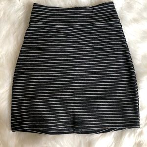 Pencil stripped skirt